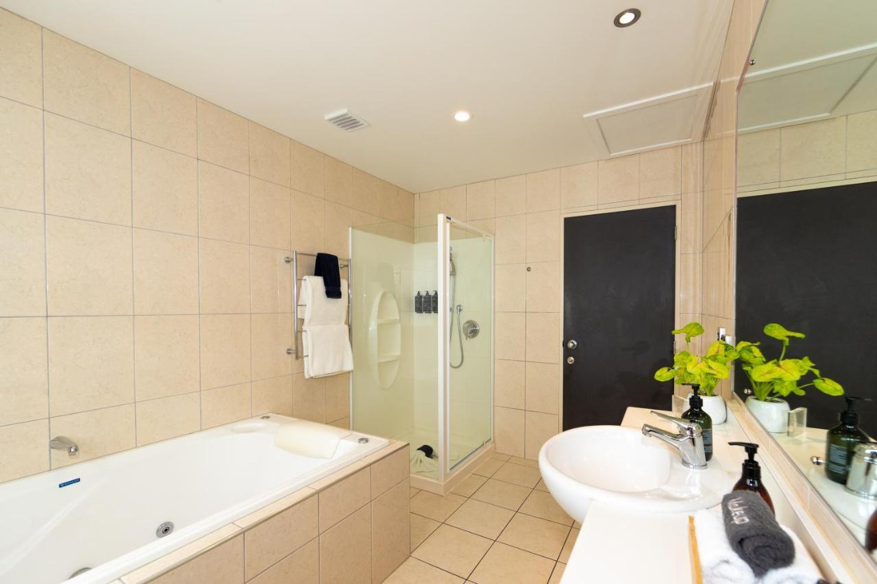 Harvest Lodge Motel Havelock North Ngoại thất bức ảnh